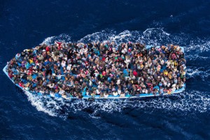migránsok csónakban